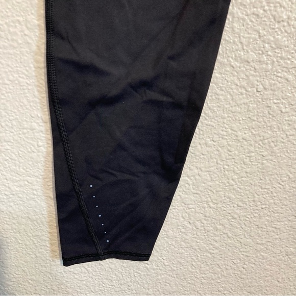ATHLETA Rainier High Rise Tight Leggings in Black S - Picture 8 of 14